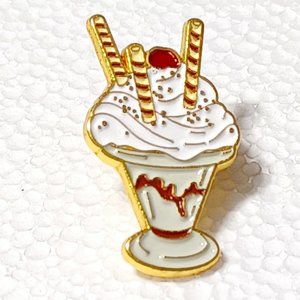 SUNDAY ICE-CREAM LAPEL PIN